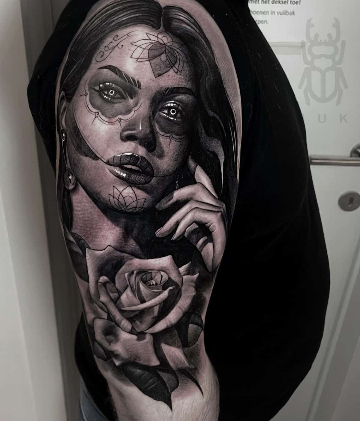 Share more than 75 black and grey realistic tattoo - in.eteachers